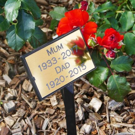 Small-Memorial-Stake-Grave-Marker
