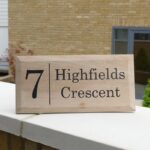 American-oak-house-sign-UK