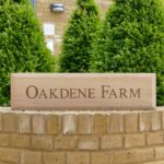 Oak-house-signs-Snobs-Signs