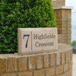 number-and-street-name-oak-house-sign